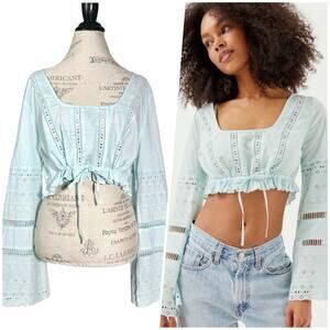 Kimchi Blue UO | Women | Scarlett Broderie Eyelet Cropped Cinch Blouse Top | XL